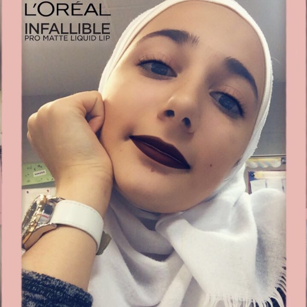 Meet your Posher, Safa
